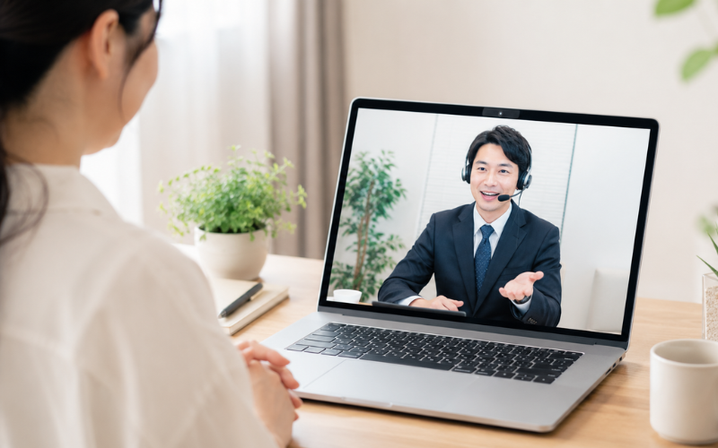 オンラインで相談する様子